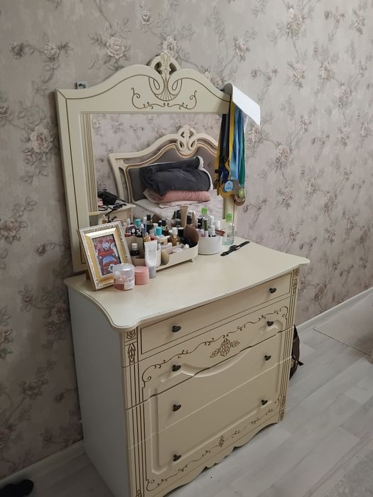 Тез арада сатылады