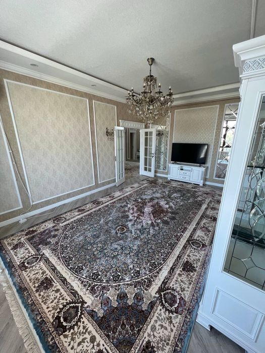 Сдается в аренду 4х комнатная квартира в центре Ташкента