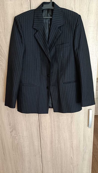 Sacou Barbati,bleumarin închis,mărimea 48,model dungat