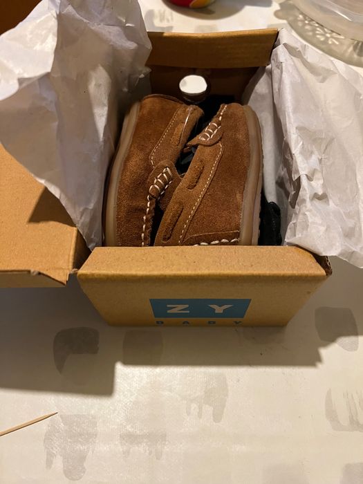 Детские мокасины, 100% кожаные, сделано в Европе, только на заказ