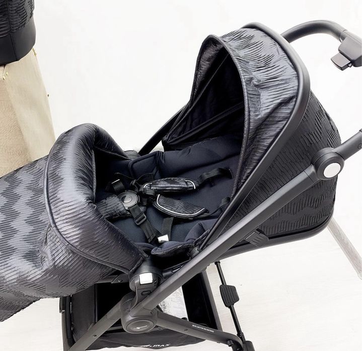 СРОЧНО! Коляска Babykiss shuttle 2в1