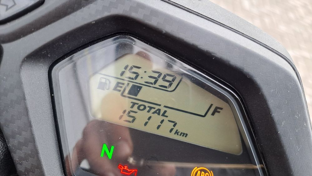 MotoFLy vinde Honda CB650FA 2017