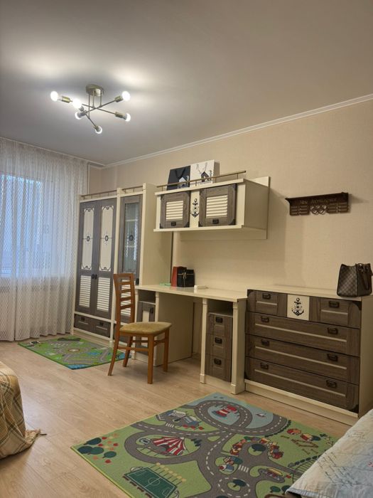 Продам 2 комн.каартиру в районе Парковой зоны, Букетова 65