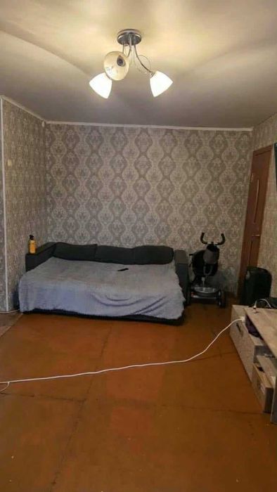 В продаже 2шка р-йн кривого магазина