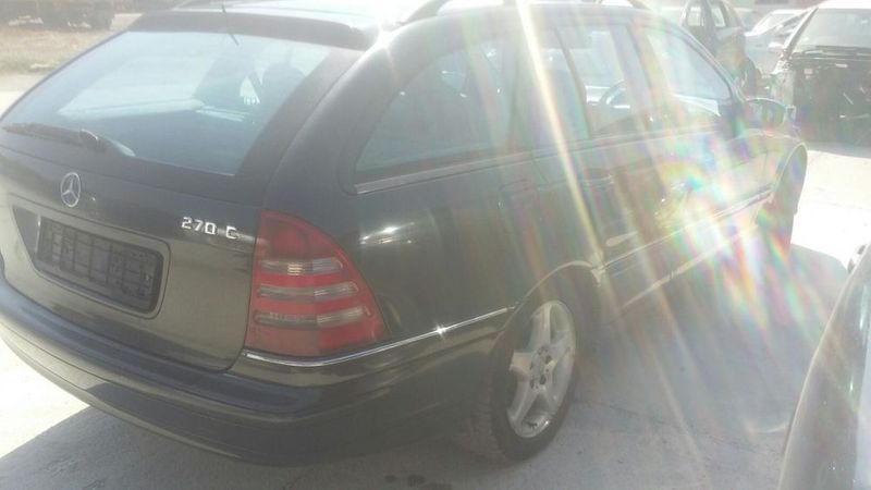 W203 2.7 cdi комби на части