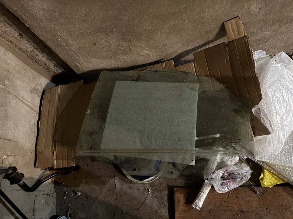 Задние лобовое и салонные стекла ласетти 2012