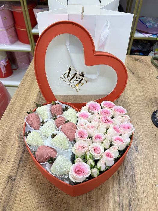 Клубника в шоколаде Астана