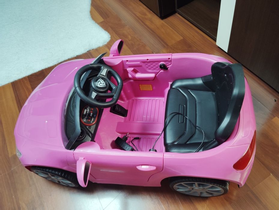 Mașinuță copii fete