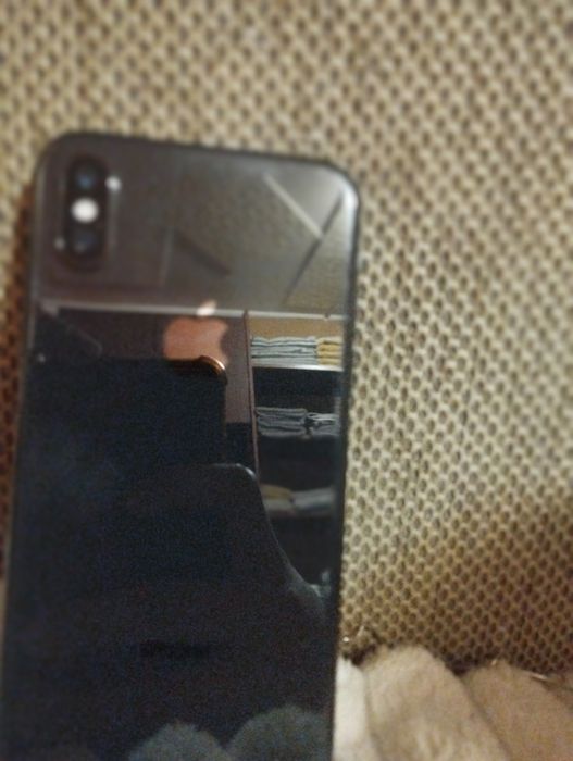iPhone x в хорошем состоянии