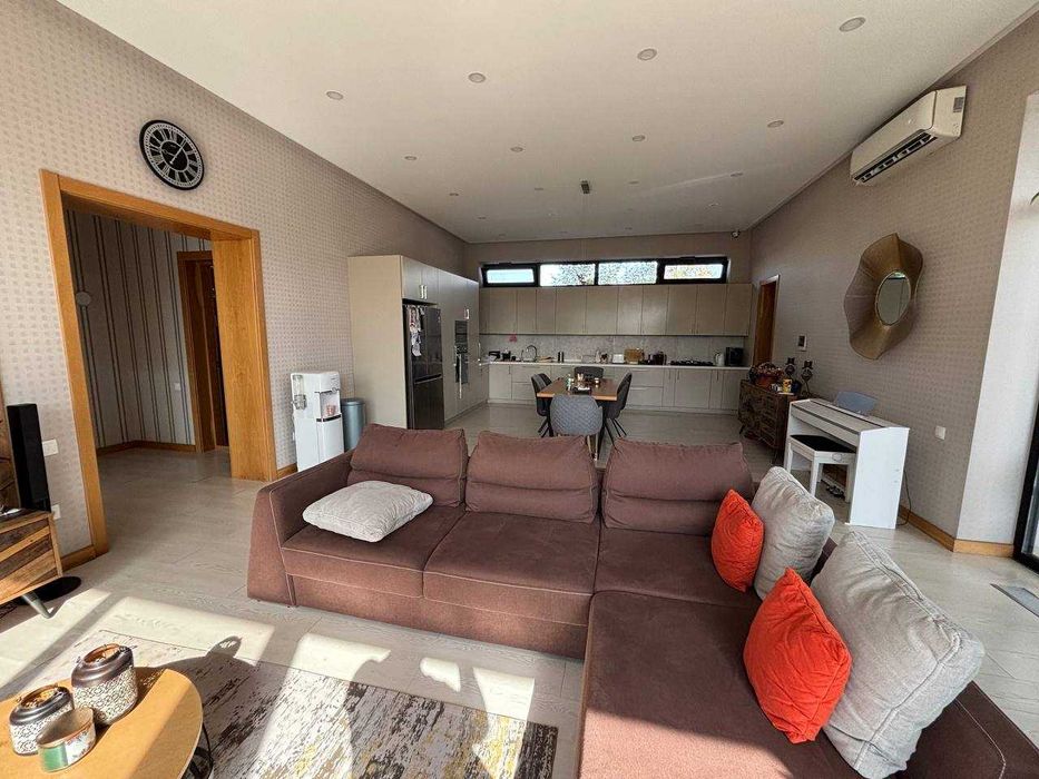 Продаётся современный дом в стиле Modern 10 соток [VS]