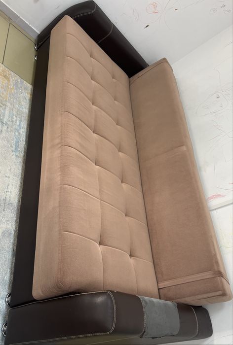 Диван в хорошем состоянии