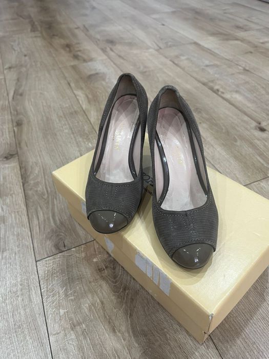 Продам туфли 35-36
