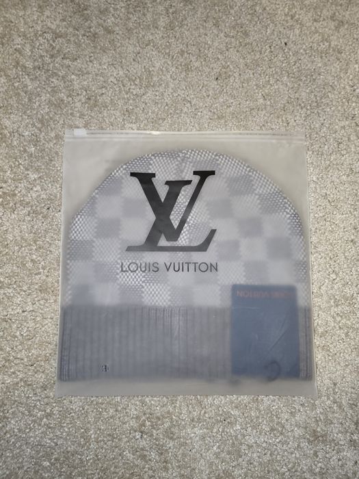 Căciulă Louis Vuitton – mărime universală – Gri