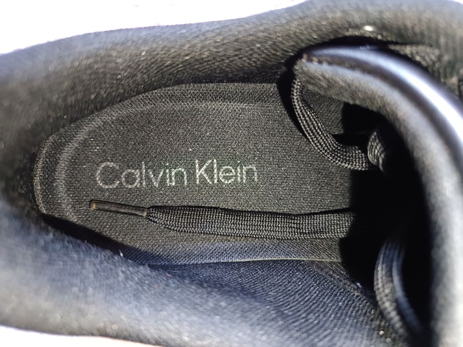 Продавам дамски обувки Kalvin Klein