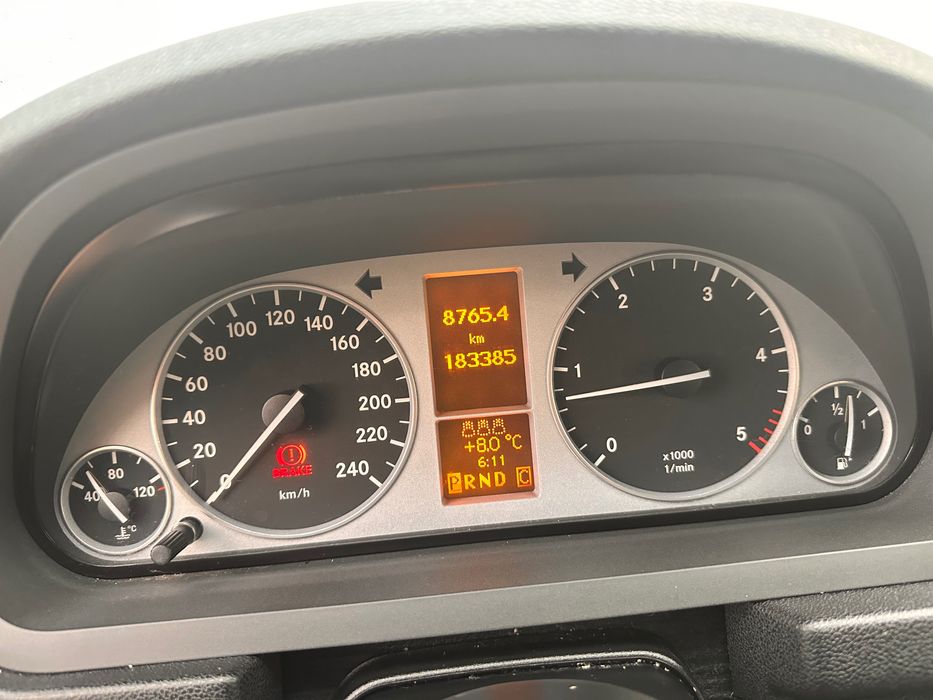 Mercedes b class automat Android auto/Apple carolay