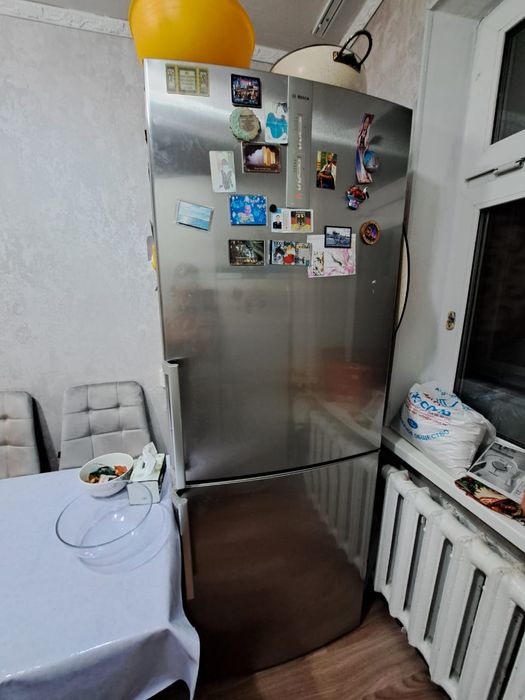 Холодильник  Boscн
