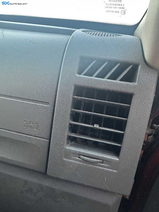 Gura Grila Ventilatie Aerisire Dreapta Dodge Nitro 2007 - 2012 [C8897]