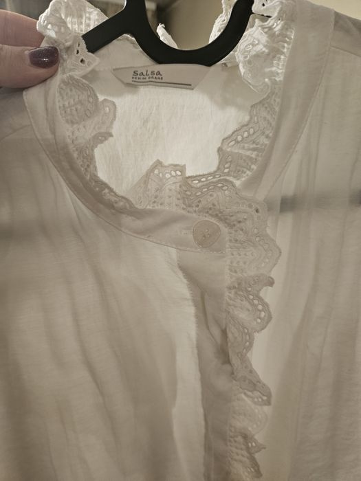 Елегантна снежнобяла риза