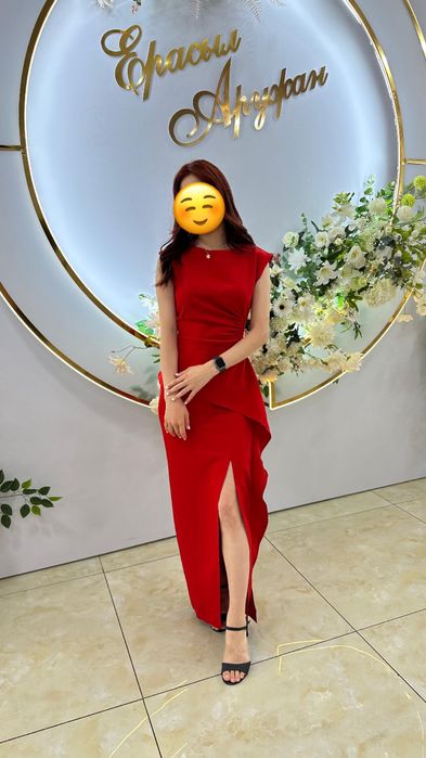 Продам платье женское