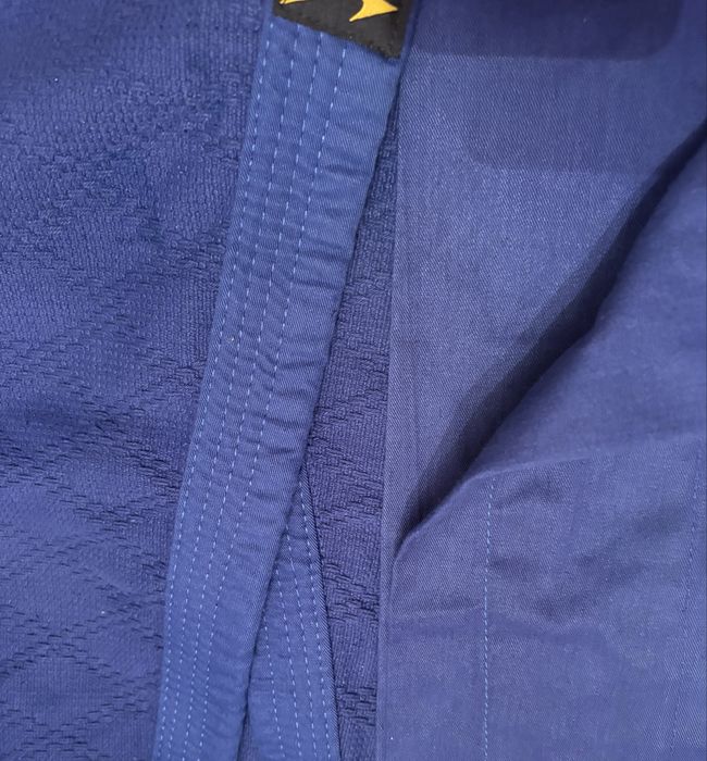 Продам кимоно новый, не одевали!