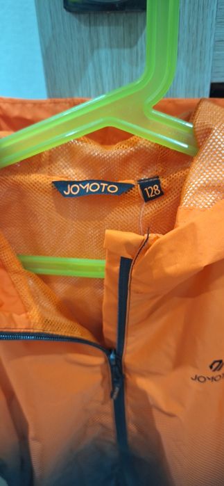 Ветровки на 7-8лет