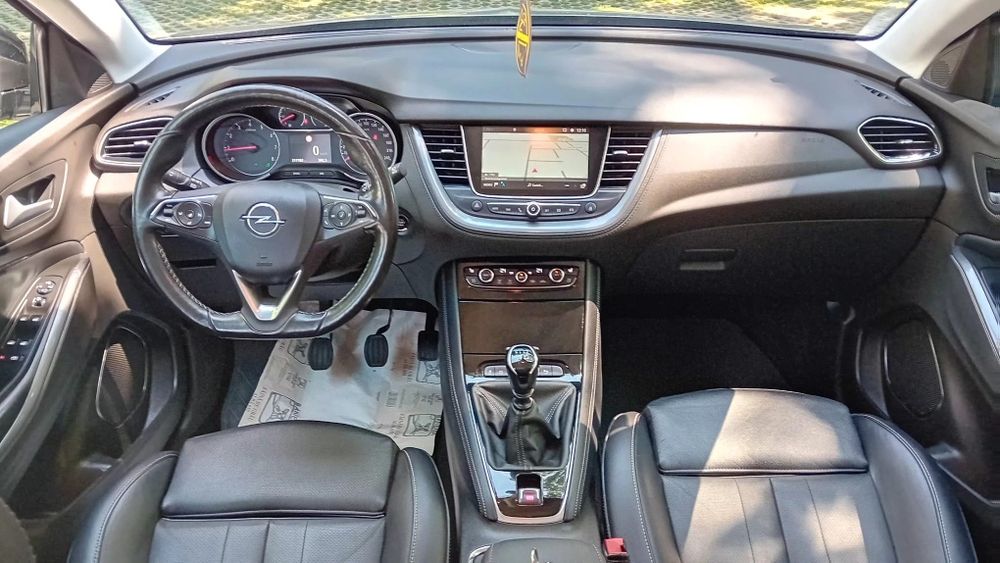 Opel Granland X 2021