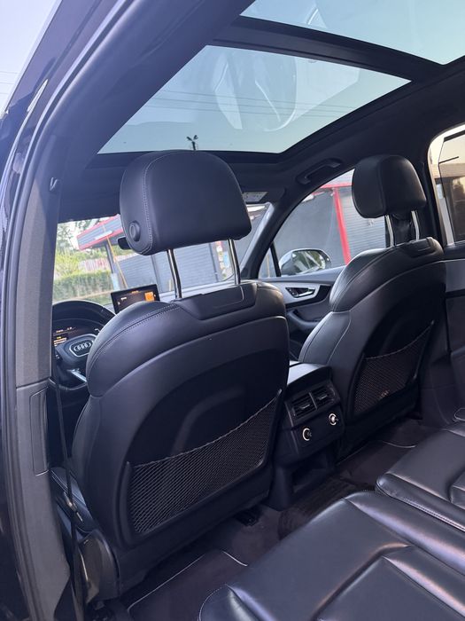 Vand audi q 8 s line