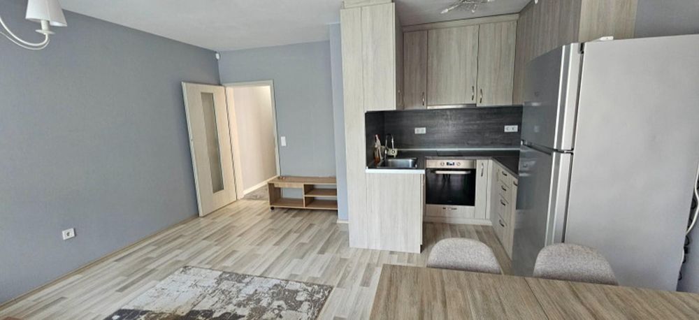 Дава се под наем Тристаен апартамент в София, Редута - 100 кв.м за 749 € - Снимка #1