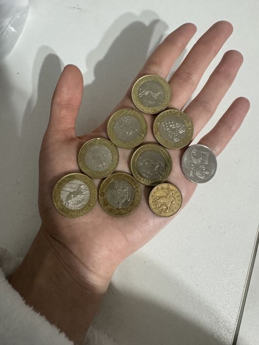 Продам коллекционные монеты
