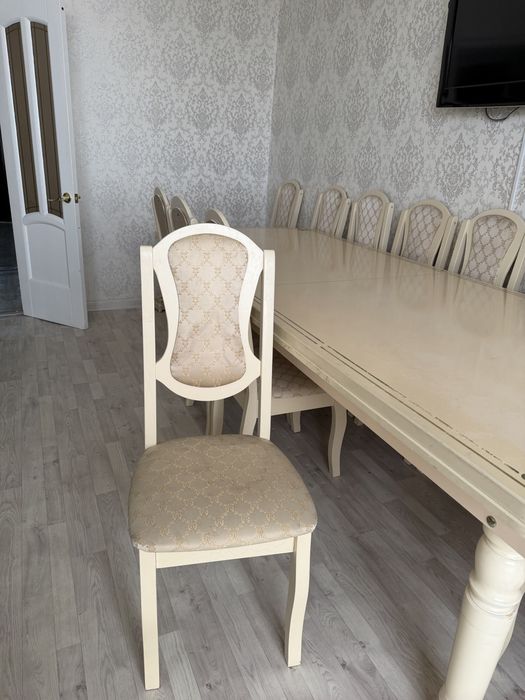 Продам стол со стульями