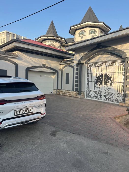 Продается Евро Дом ул мироншох мирабад район 7 соток