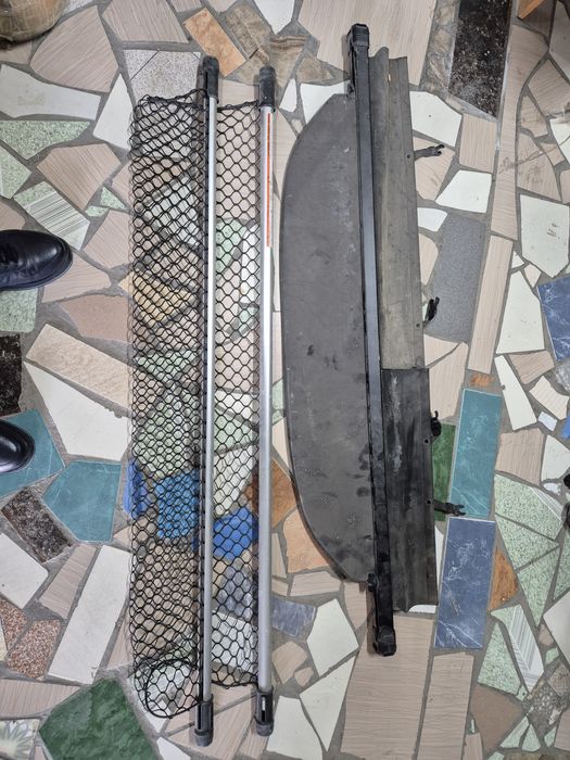 Полочка и сетки для багажника RAF4