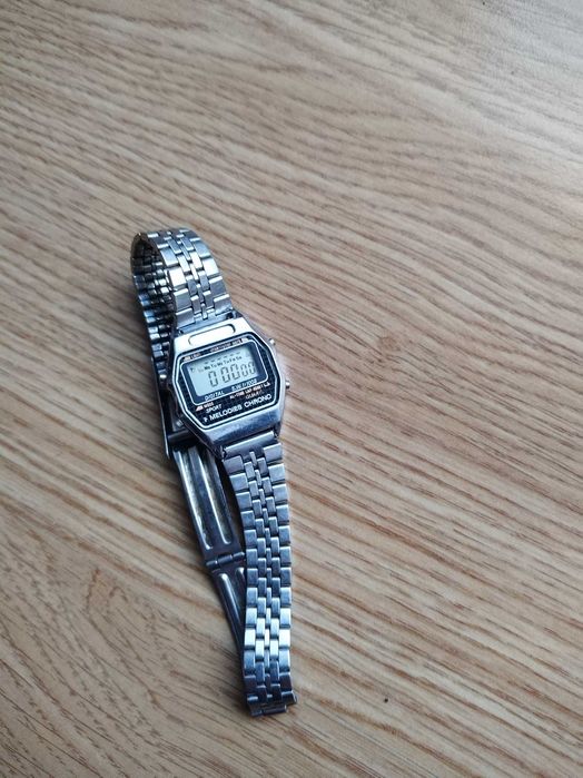 Ceas cu 7 melodii, pentru dama, Functional