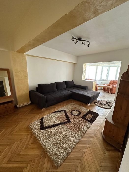 Apartament de inchiriat