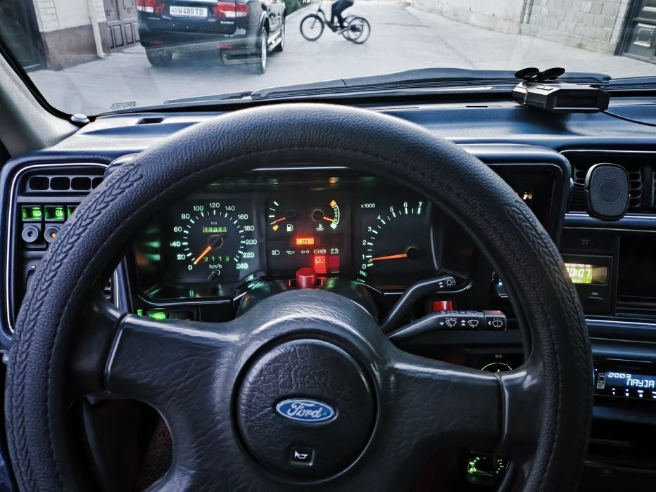 Продам Ford sierra