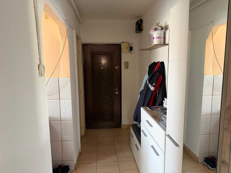 Apartament 2 cam, 58mp, Carpați II - Loc Parcare & Acoperiș Nou