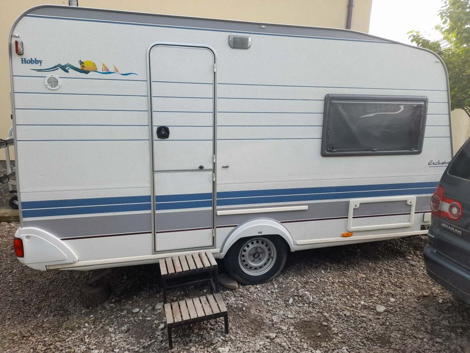 Vând rulotă Hobby