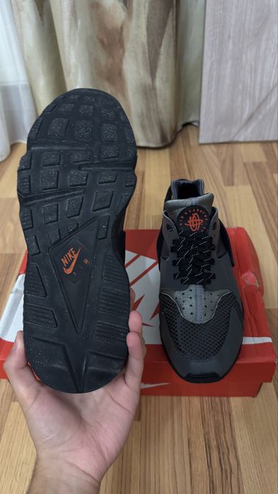 Nike Huarache marimea 44.5