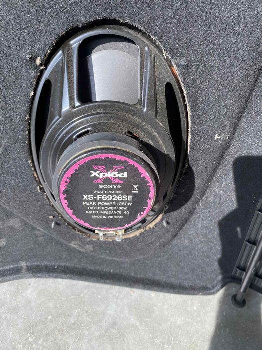 Продавам колони соми експлод