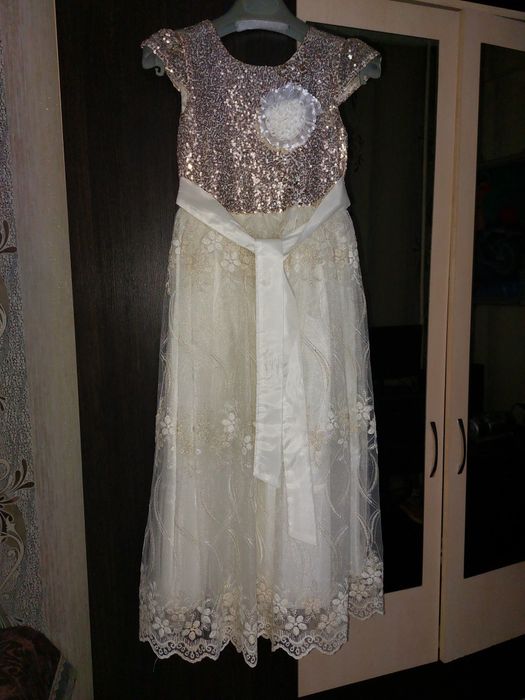 Праздничные платья для девочек