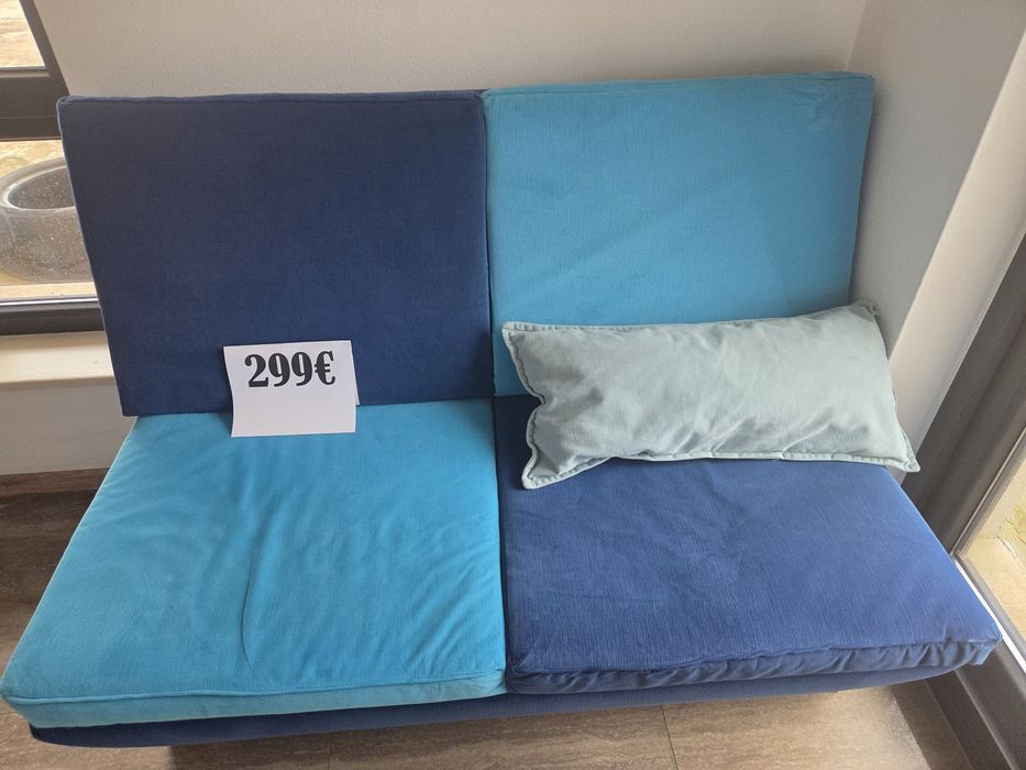 Дизайнерски дивани в различни цветове и дамаски общо три плата