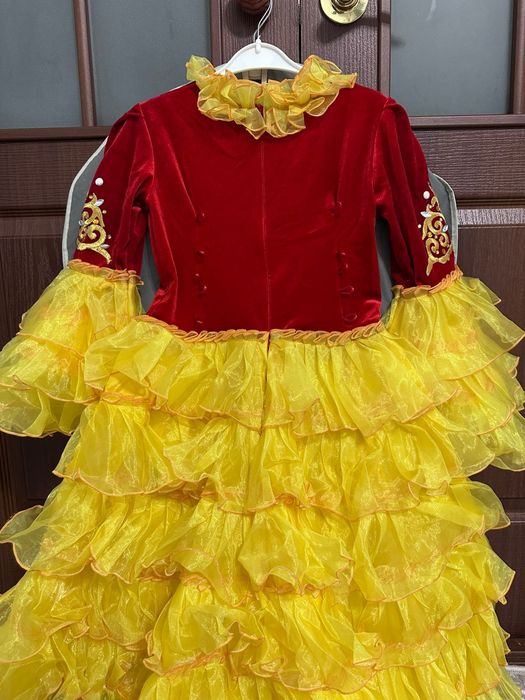 Продам  национальное платье для девочки 10-12 лет