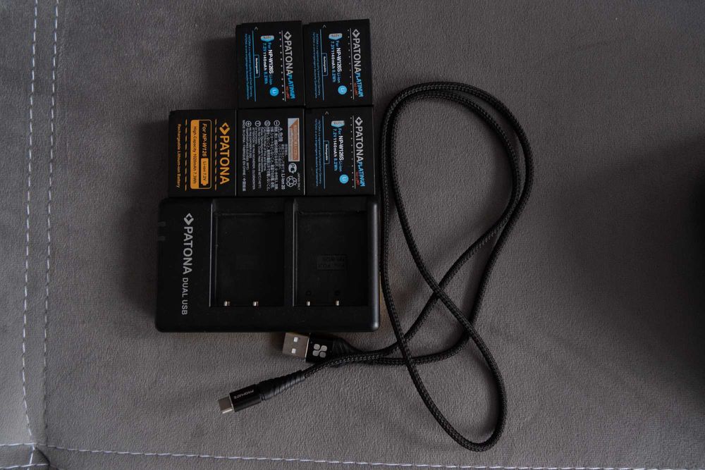 Fujifilm X-T200 + XC 15-45mm f/3.5-5.6 OIS PZ + accesorii