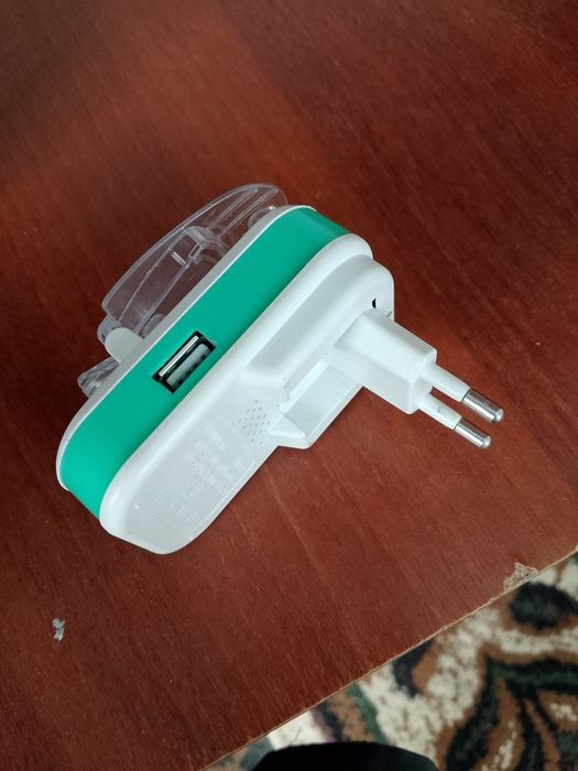 Universal zaryadlash qurilmasi