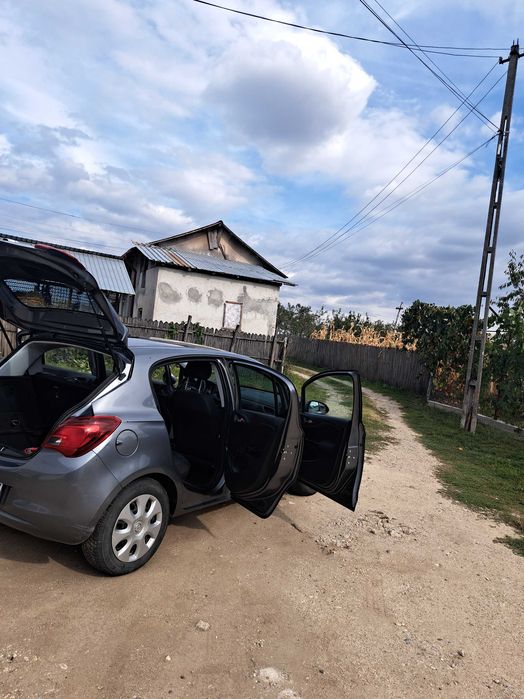 Vand masini automobil si mai multe chesti