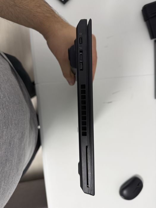 ThinkPad T480, i5-8350U, 16GB RAM, SSD 238GB, Windows 11 Pro