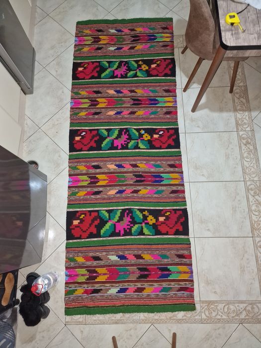 Covoare vechi traditionale