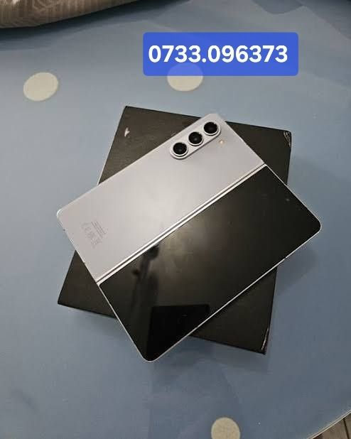 iPhone Samsung Huawei