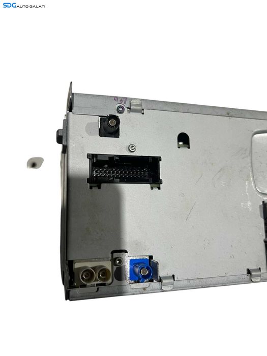 Navigatie Radio CD Player Amundsen RNS315 Skoda Yeti 2010 - 2018 Cod 3T0035197A [S0125]