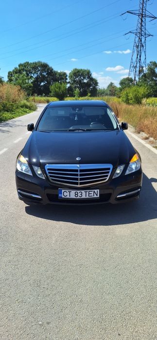 Mercedes Benz E220